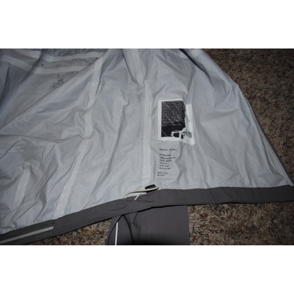 Rapha Cycling Rain Jacket Mens Large Gray Waterproof Seam Sealed Flawed - Picture 6 of 8